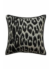 COTTON KNITTED LEOPARD PILLOW: 21" X 21": BLACK