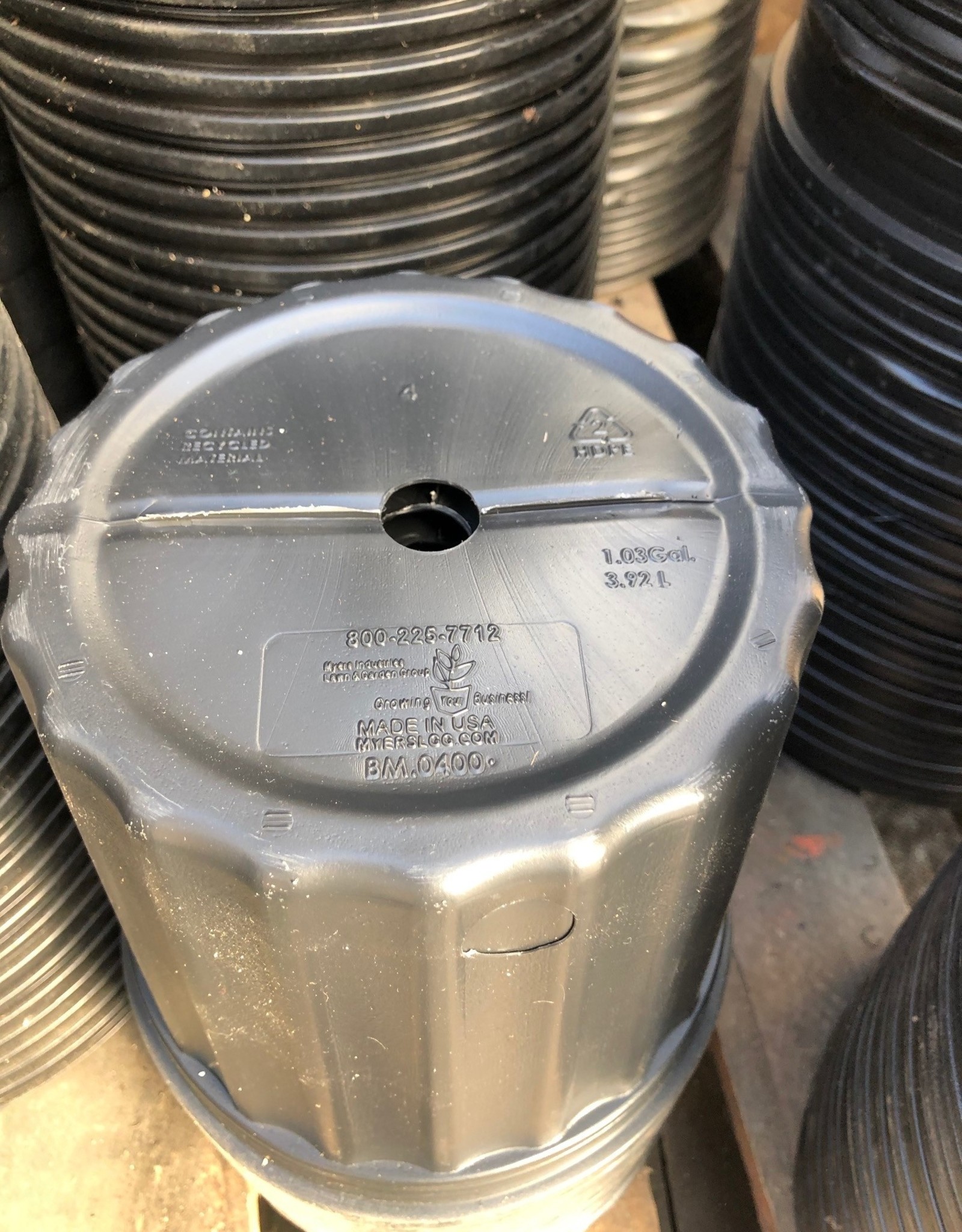 Blow Mold 0400 1.03 Gal 75/cs 7.7"x7.25"