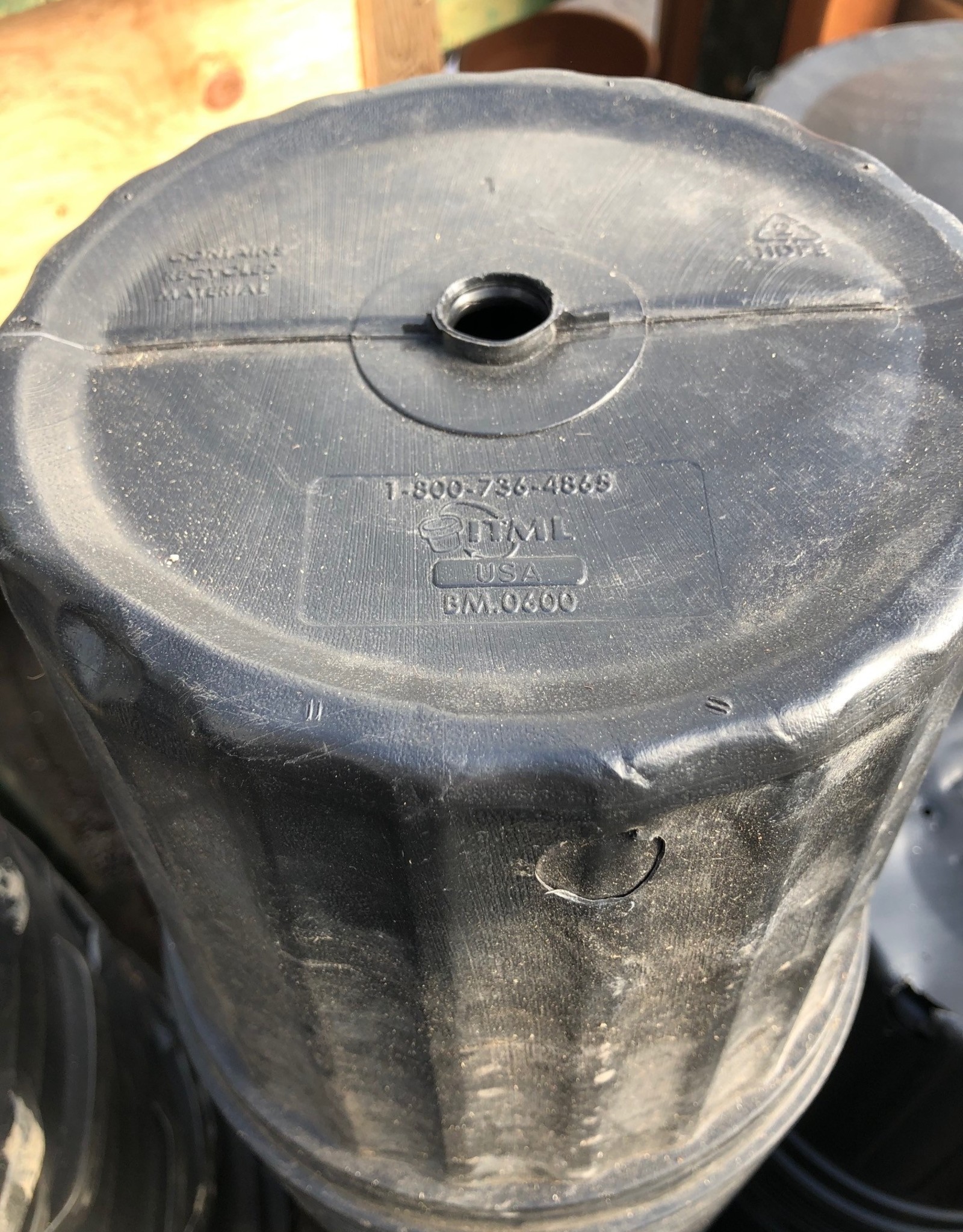Blow Mold 0600 Nursery Pot  1.6 gal 60/cs (classic 600)sub c900