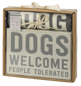 Box Sign & Towel Set - Dogs Welcome