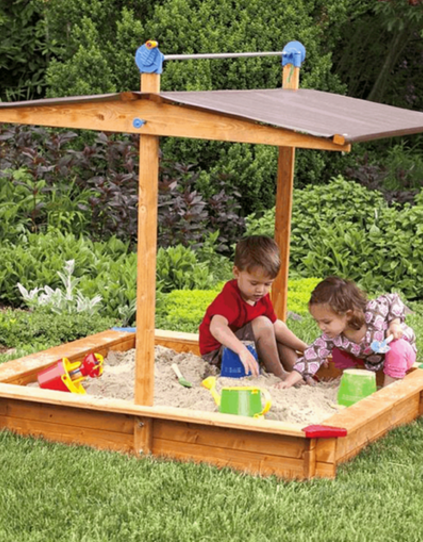 Deluxe Children’s Sandbox