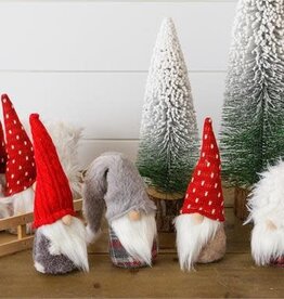 Gnomes Gray and Red Hats 6"