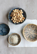 Embossed Stoneware Footed Dish, 2 Colors (Each One Will Vary) 6-1/4" Round x 1-1/4"H