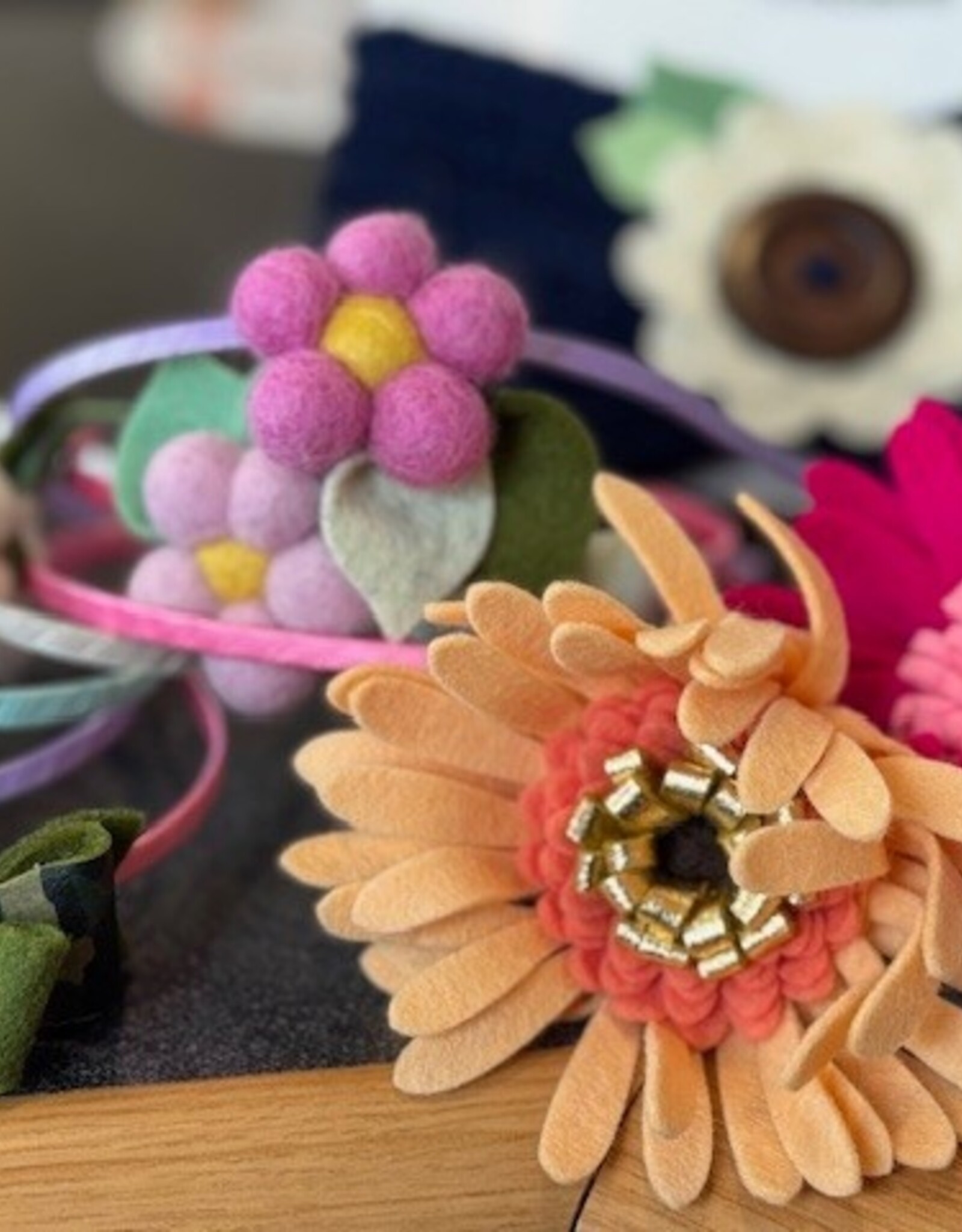 Itty Buggy Wire Headband