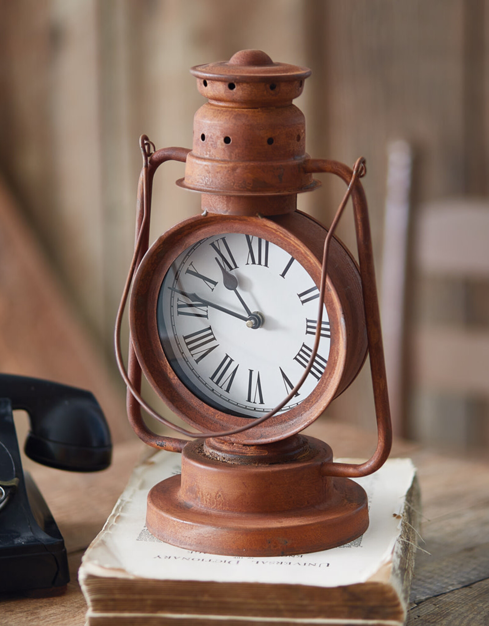 Vintage-Inspired Lantern Clock