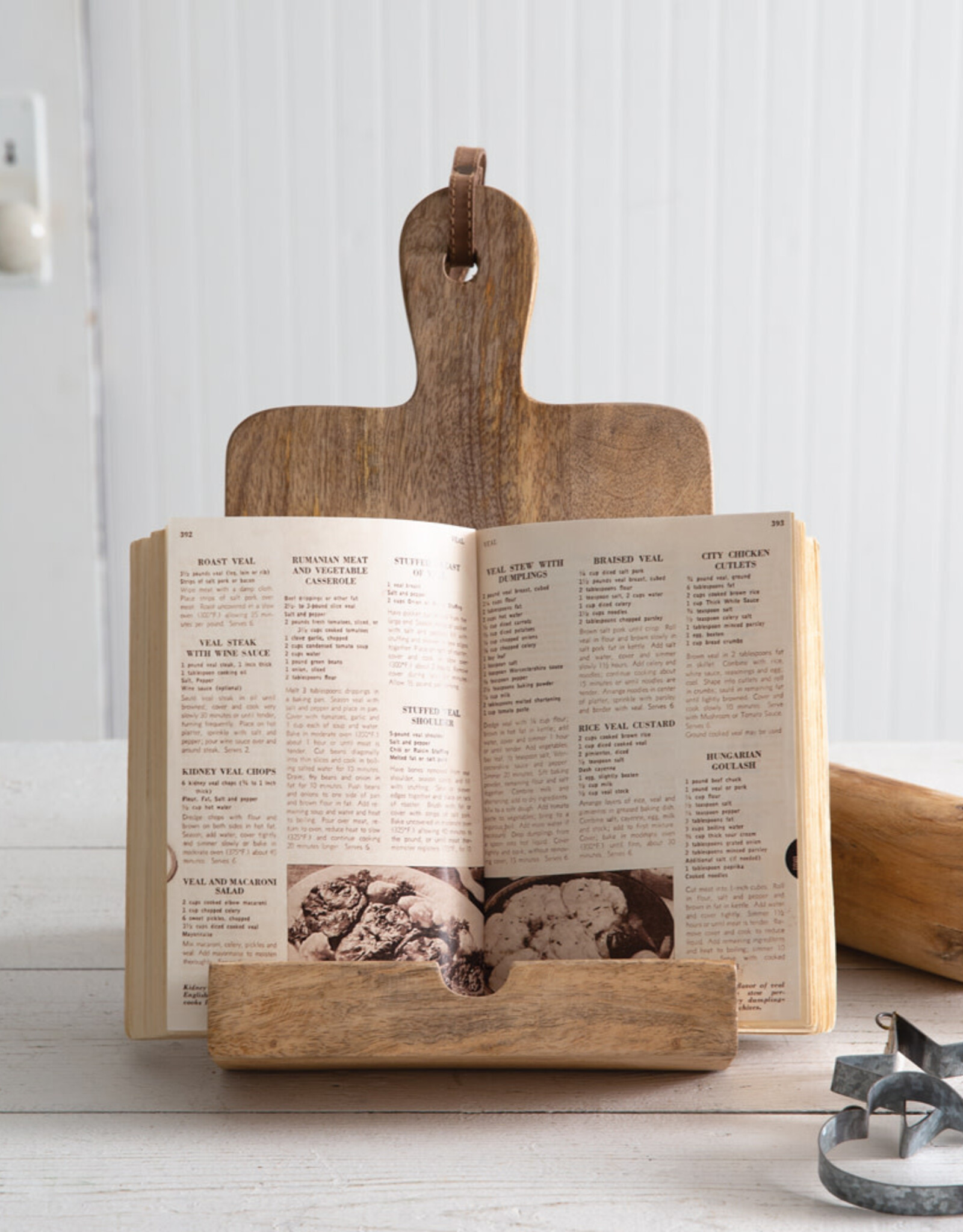 Cutting Board Cookbook Stand