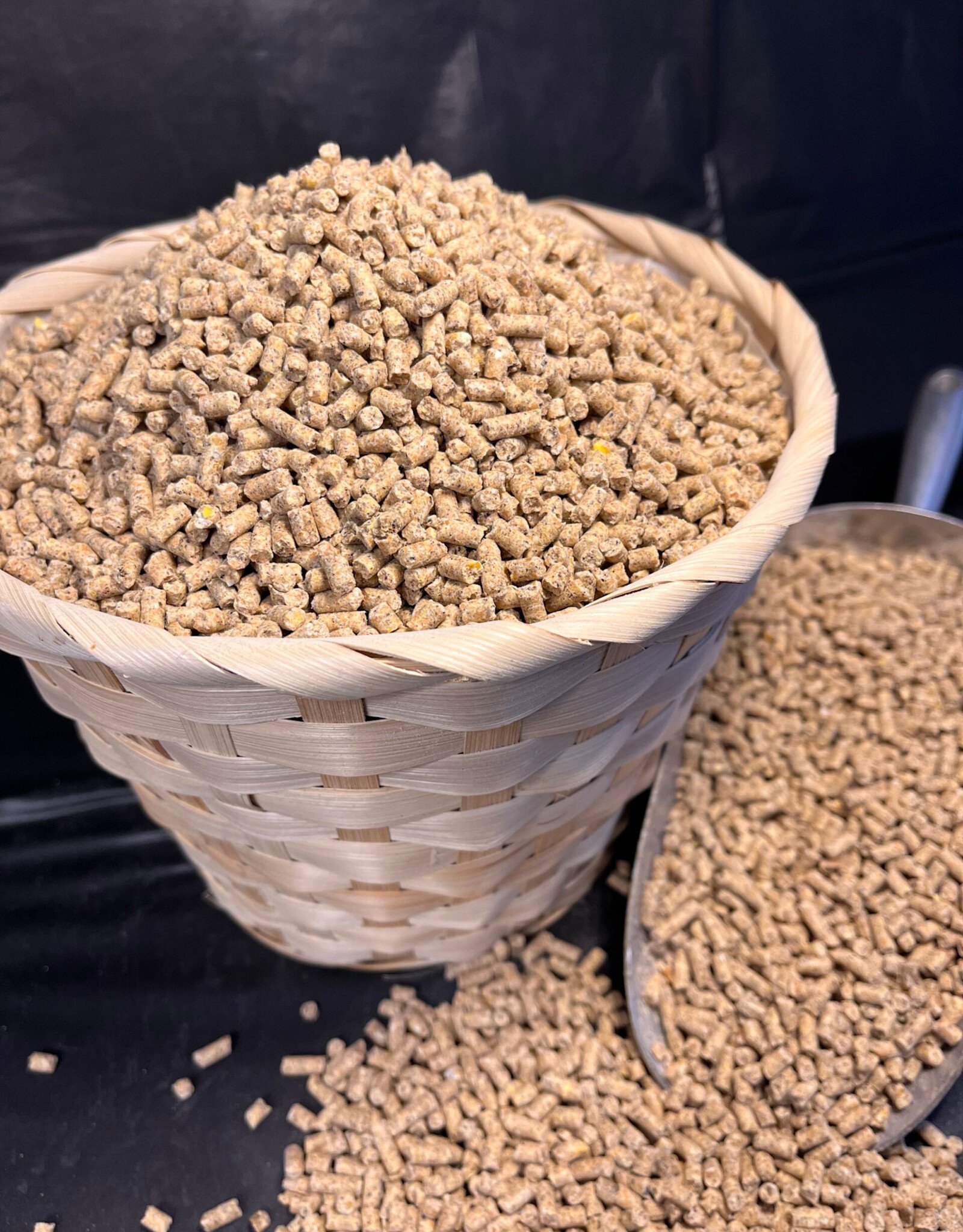 Alaska Farm Supply AFS Duck & Goose Pellets 20%  50lbs