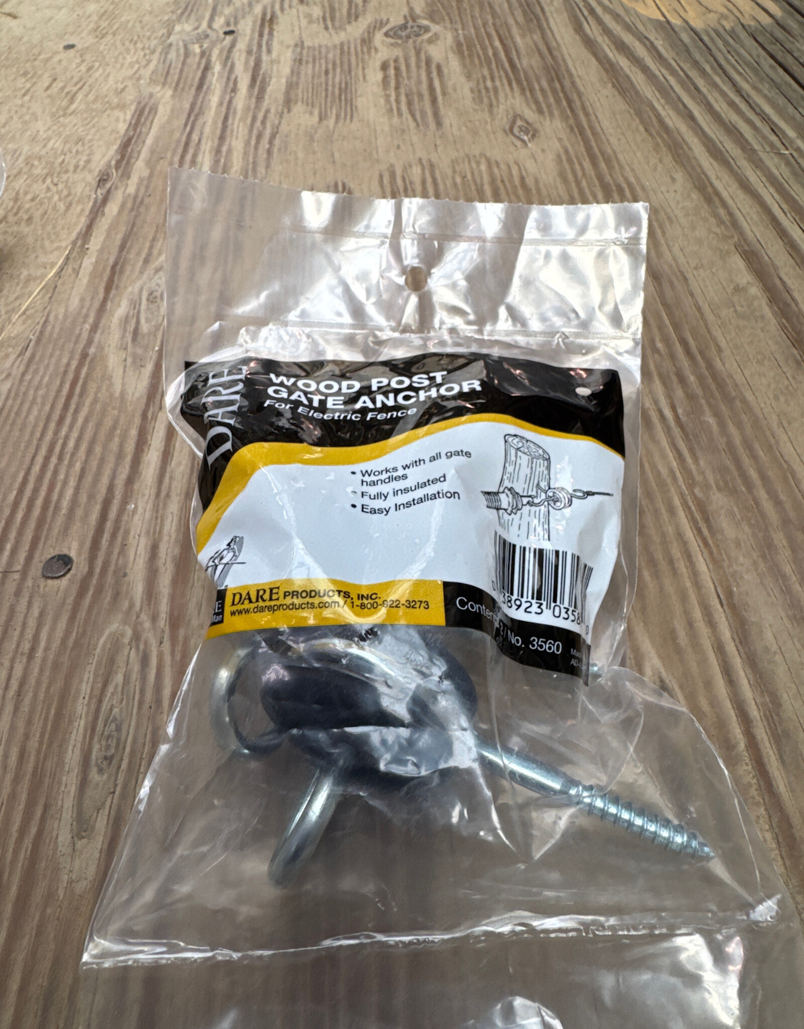 DARE Wood Post Gate Anchor insulator