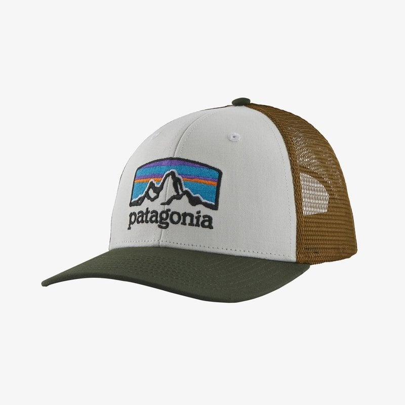 https://cdn.shoplightspeed.com/shops/616515/files/31933868/patagonia-fitz-royhorizions-trucker-hat.jpg