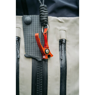 River Run Nippers with Lanyard