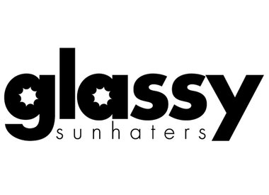 GLASSY SUNGLASSES