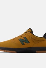 New balance store 42 skate shoe