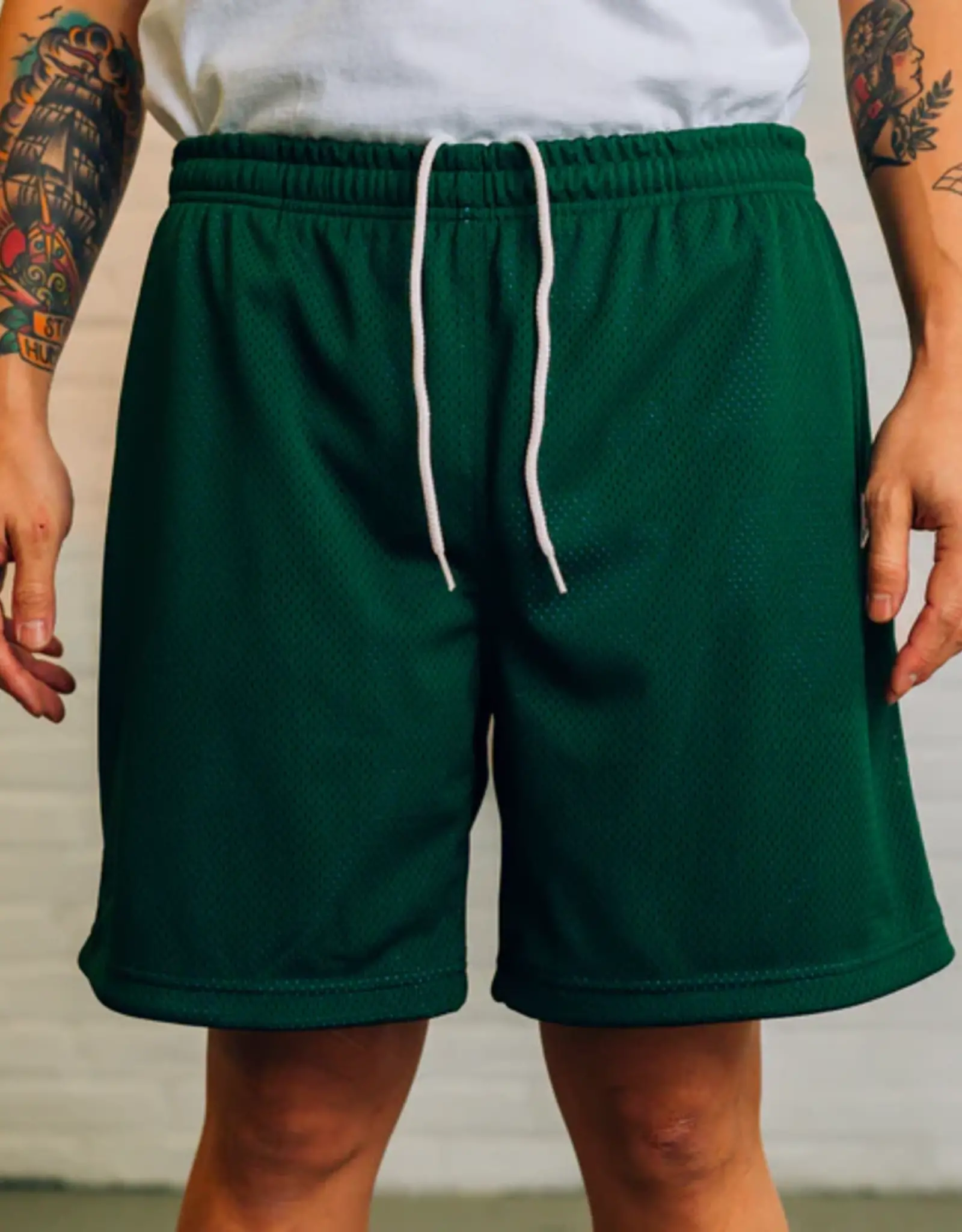RAISED BY WOLVES RAISED BY WOLVES - TWO TONE MESH SHORTS FOREST/VICTORY