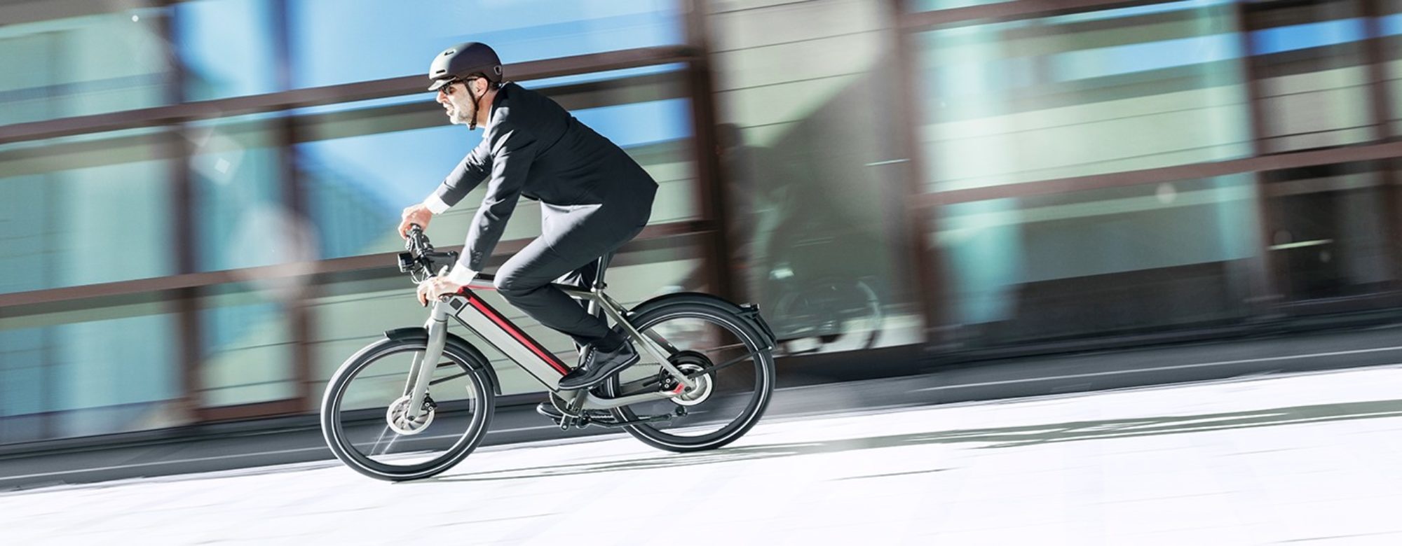 AN E-BIKE IS THE PERFECT WAY TO COPE WITH THE CORONA VIRUS