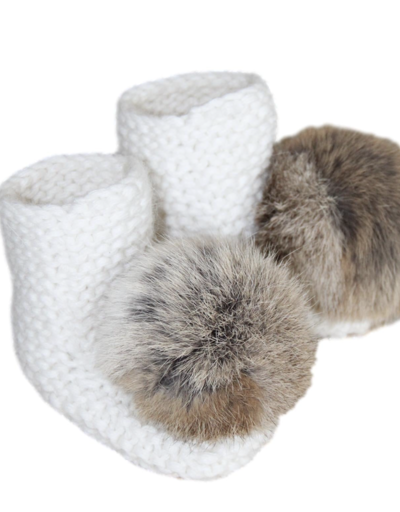 Petit Maison Petite Maison Kids Angora Pom Pom Booties in Ivory/Natural