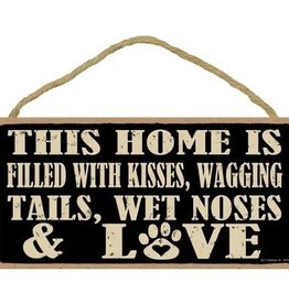 Rope Sign: This Home Is Filled With Love