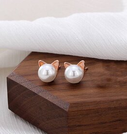 Dainty Cute Cat Pearl Stud Earrings in 925 Sterling Silver