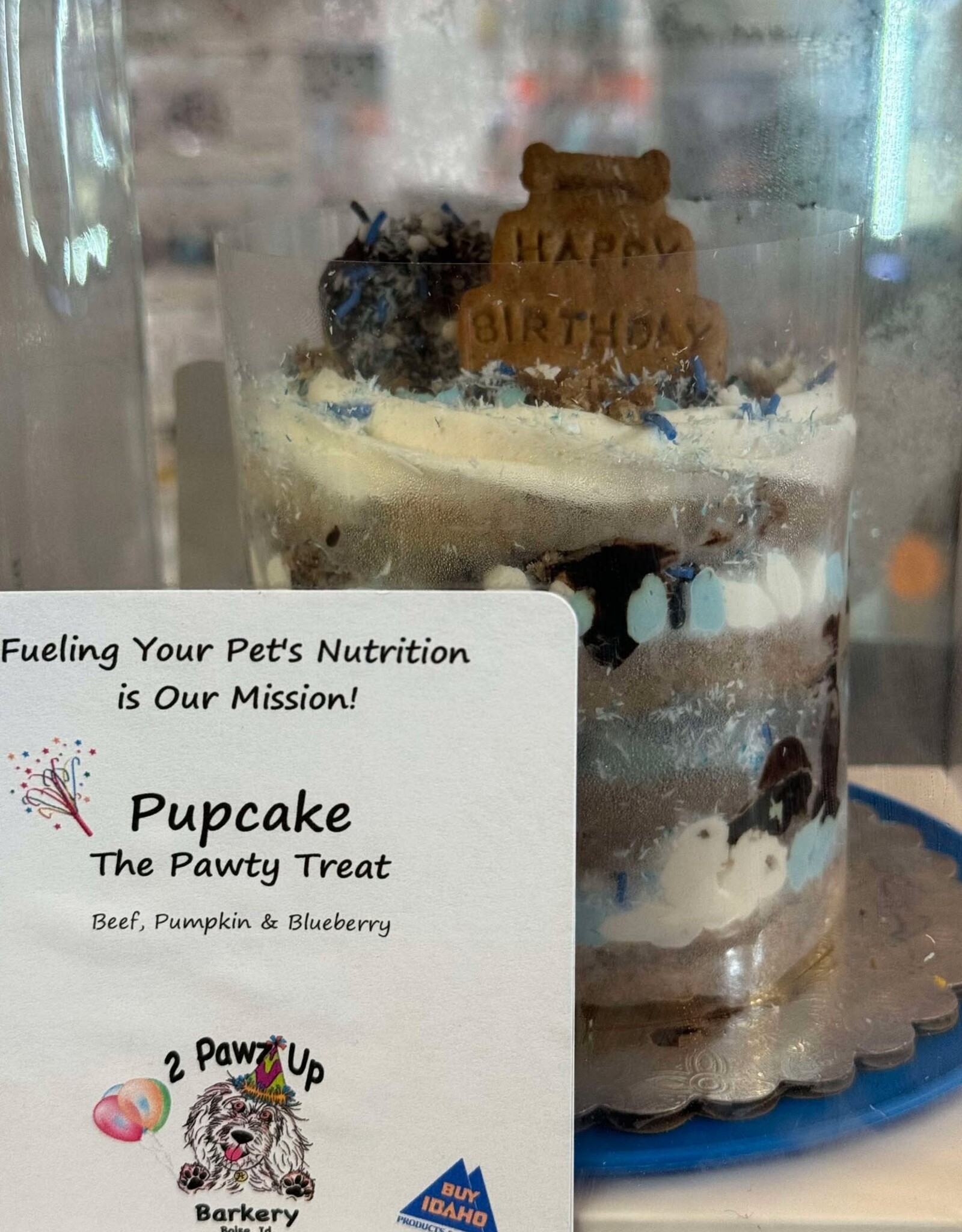 2 Pawz Up Barkery 2 Pawz Up Barkery Pawty Cake