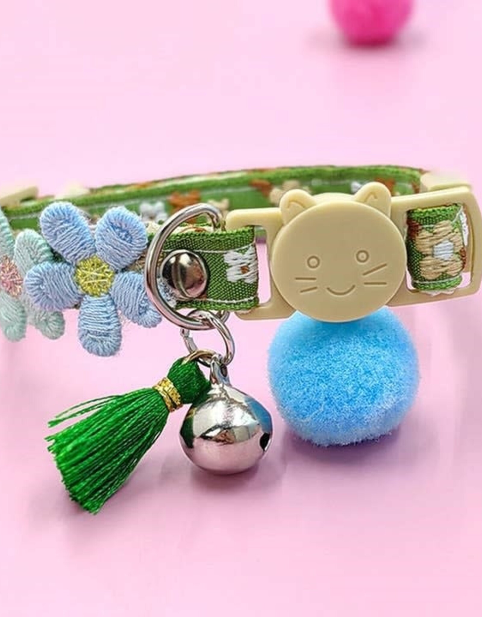 Cheerhunting Flower Design Cat Collar