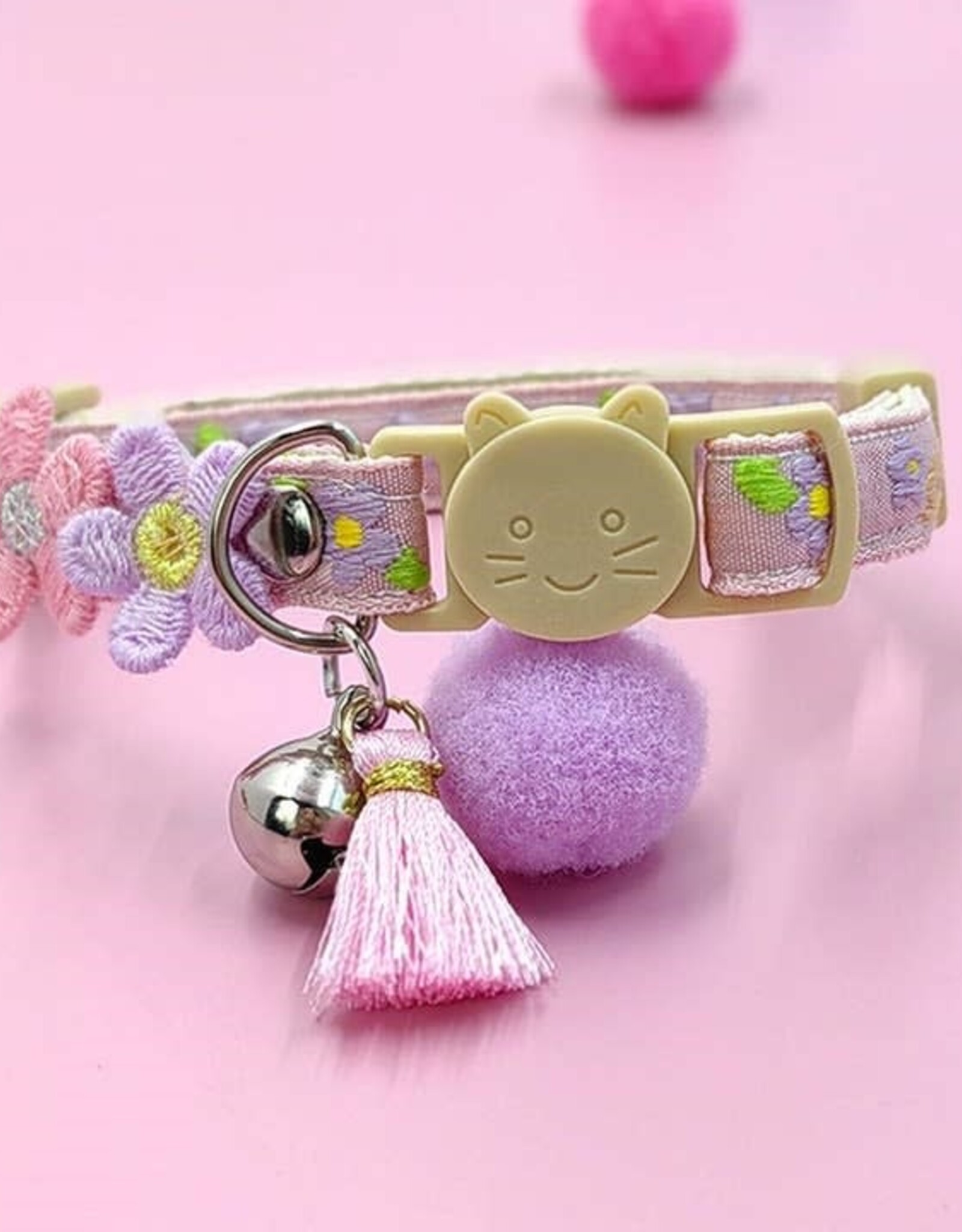 Cheerhunting Flower Design Cat Collar