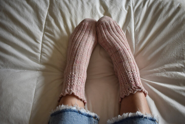 Tricot MCL Botanique, une collection de patrons de chaussettes tricotées