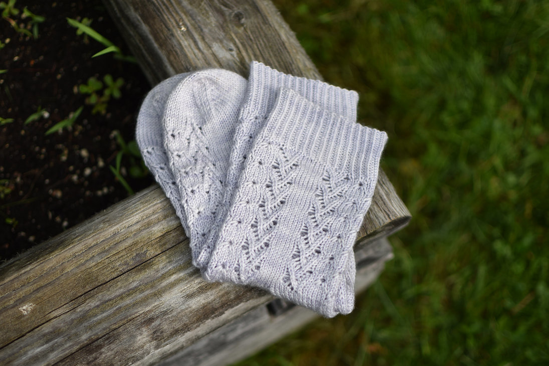 Tricot MCL Champêtre, une collection de patrons de chaussettes tricotées