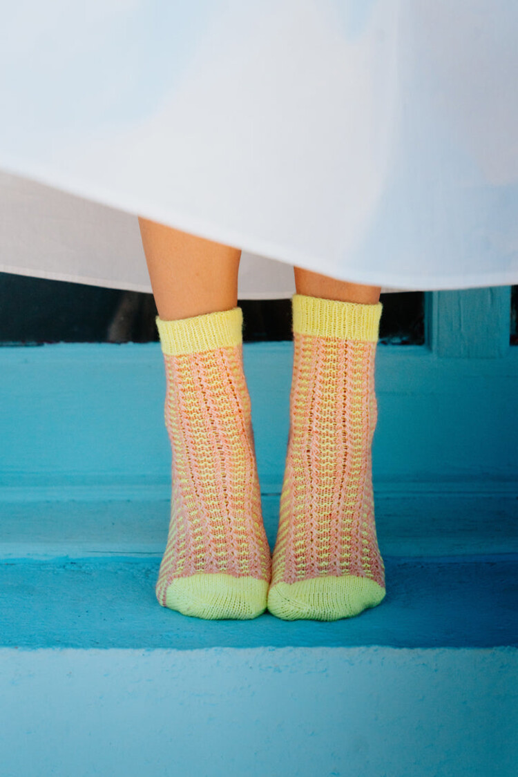 Pompon Press Pompom No. 44