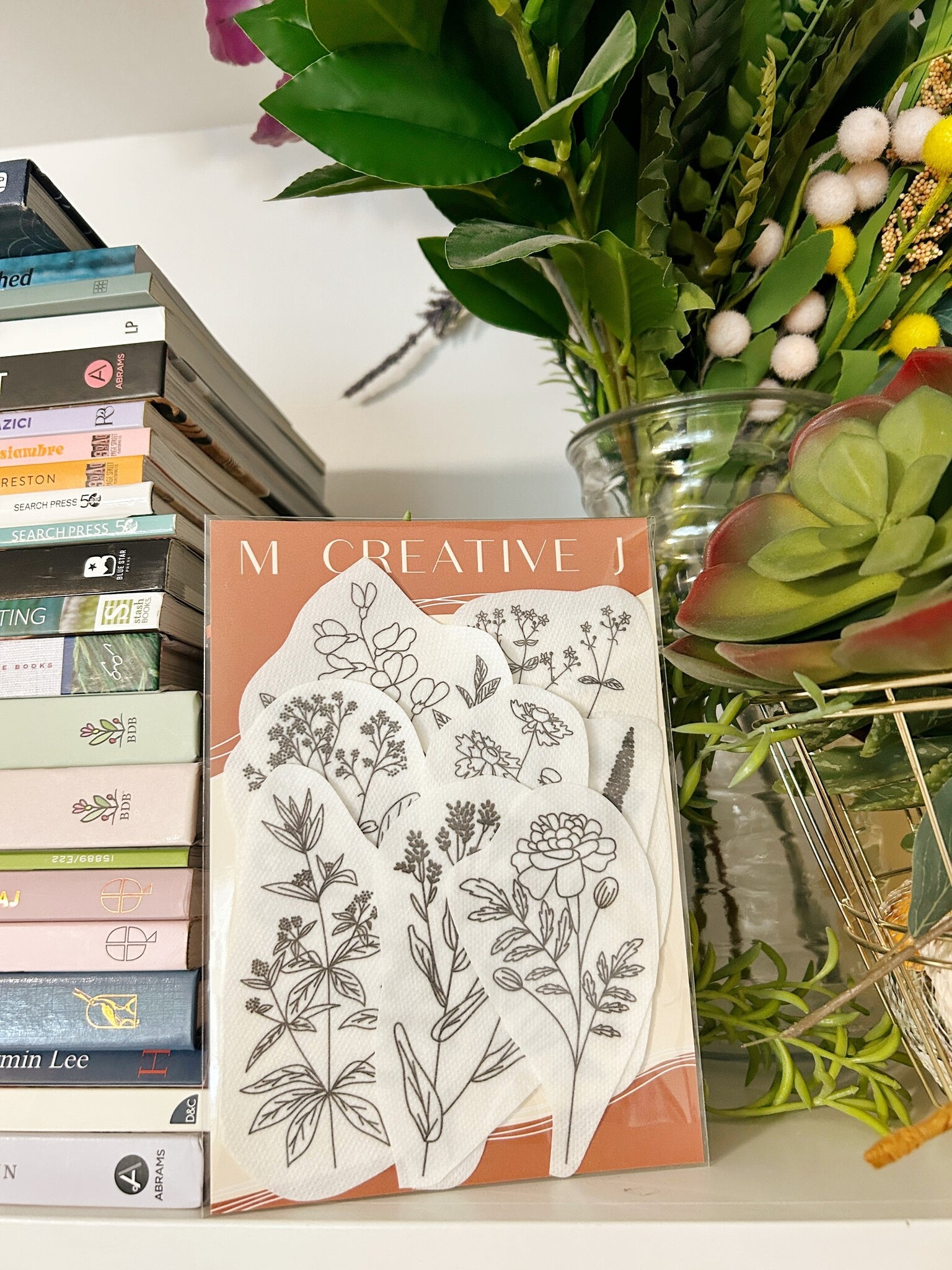 M Creative J - Dessins à coller et broder