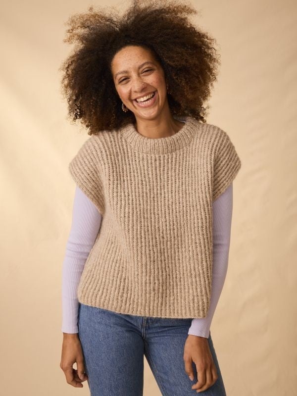 Wool and the Gang Livre de patrons Feeling Good Yarn