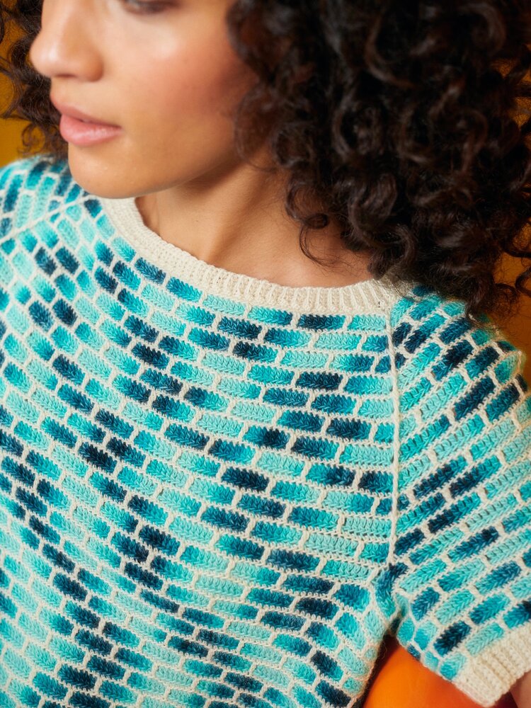 Laine Publishing Let's Crochet - 2