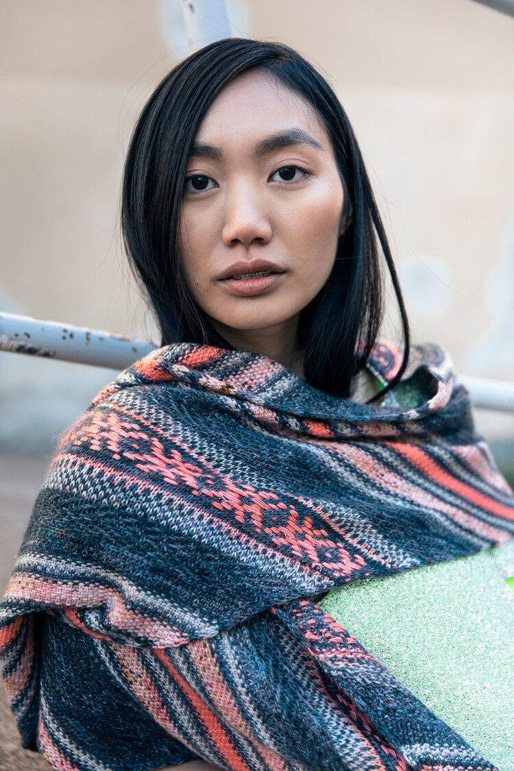 Laine Publishing Neons & Neutrals v. française