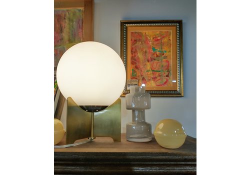  Pearl Table Lamp 