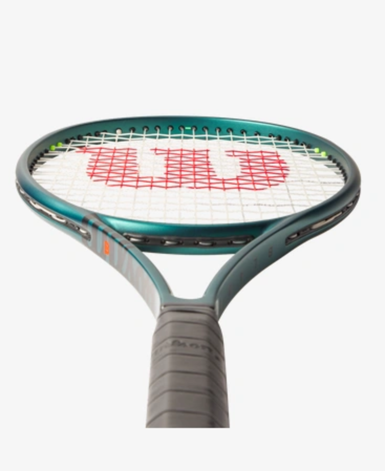 Wilson Wilson Blade 98 18x20 V9 Racquets