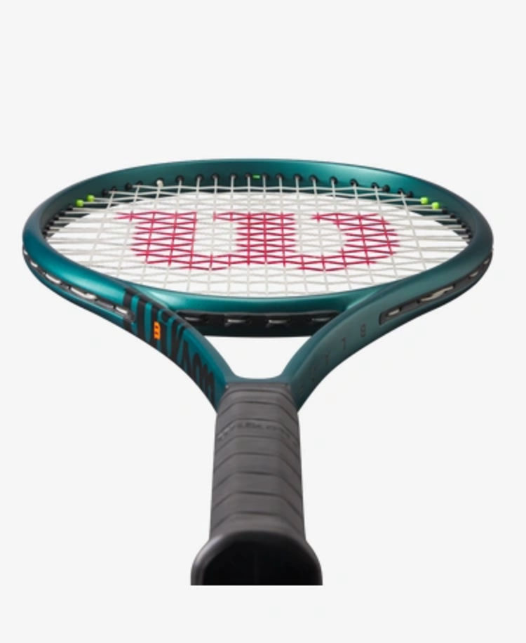 Wilson Wilson Blade 100 V9 Racquets