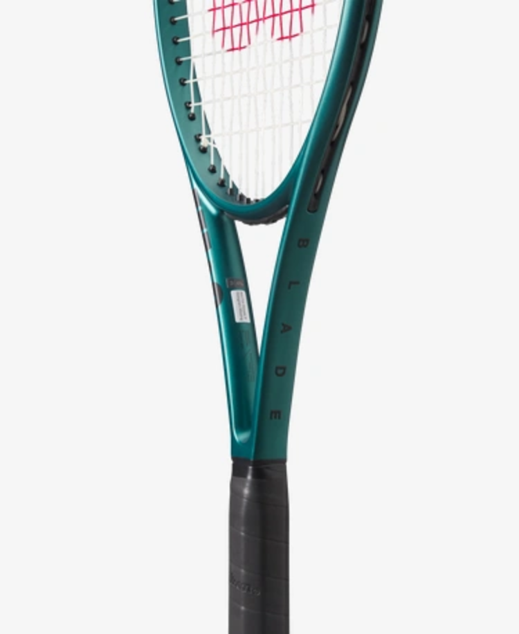 Wilson Wilson Blade 100 V9 Racquets
