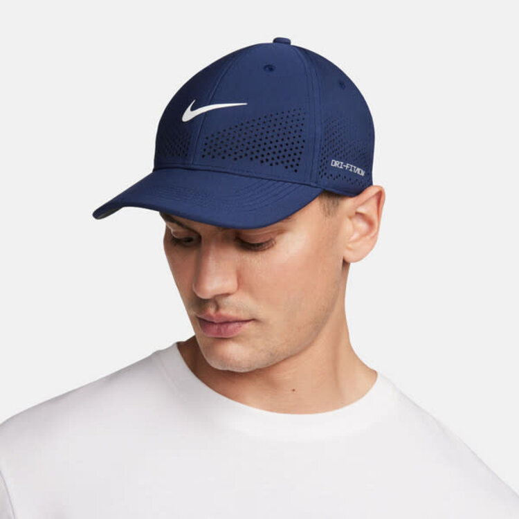 Nike Nike Dri-Fit Advantage Club Swoosh Cap