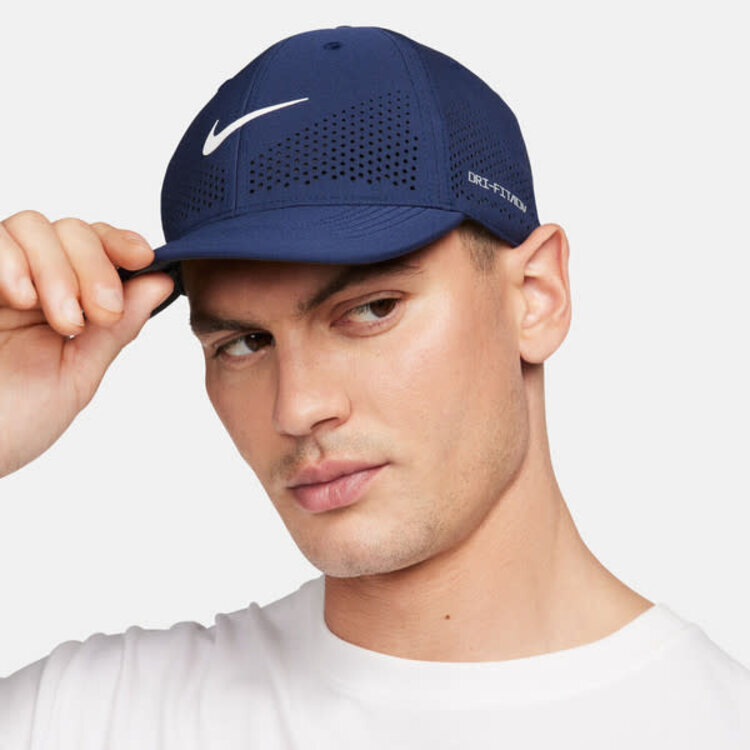 Nike Nike Dri-Fit Advantage Club Swoosh Cap