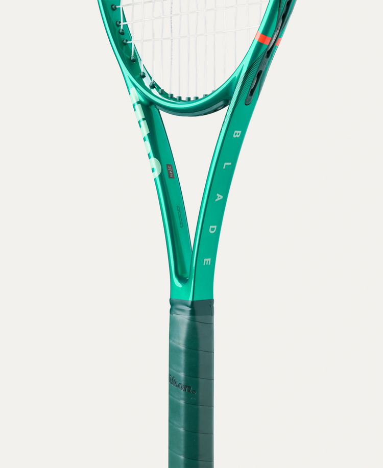 Wilson Wilson Blade 98 16X19 V10 Racquets