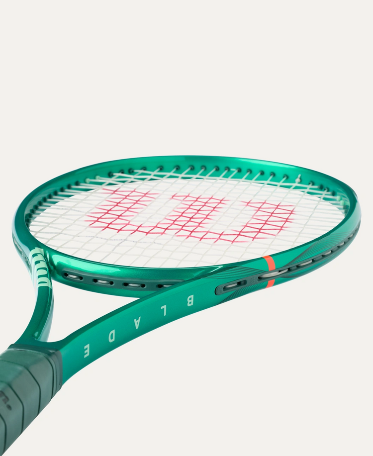 Wilson Wilson Blade 98 16X19 V10 Racquets