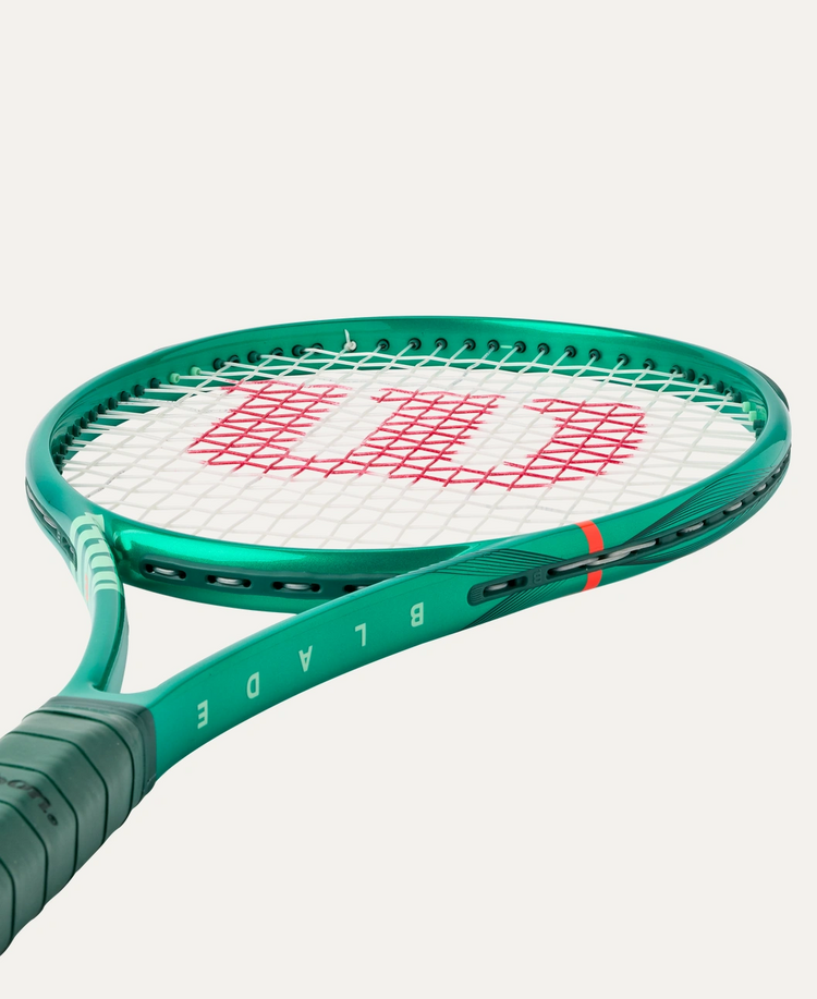 Wilson Wilson Blade 98 18X20 V10 Racquets