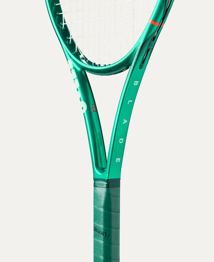 Wilson Wilson Blade 100UL V10 Racquets