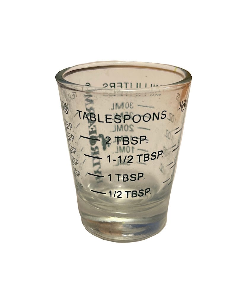 https://cdn.shoplightspeed.com/shops/616617/files/34867415/shot-glass-measuring-cup.jpg