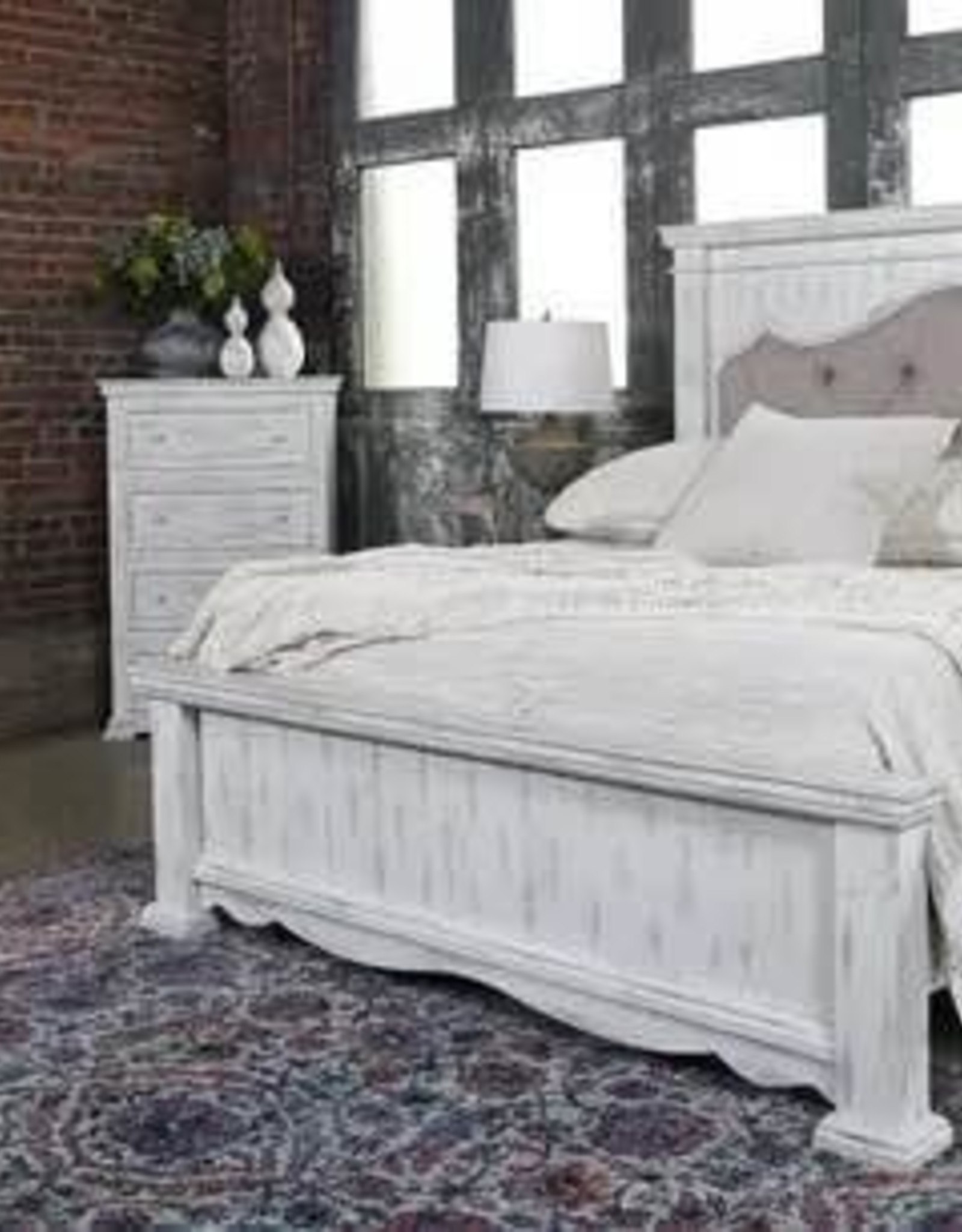 Vintage Furniture LLC Nina King Bed