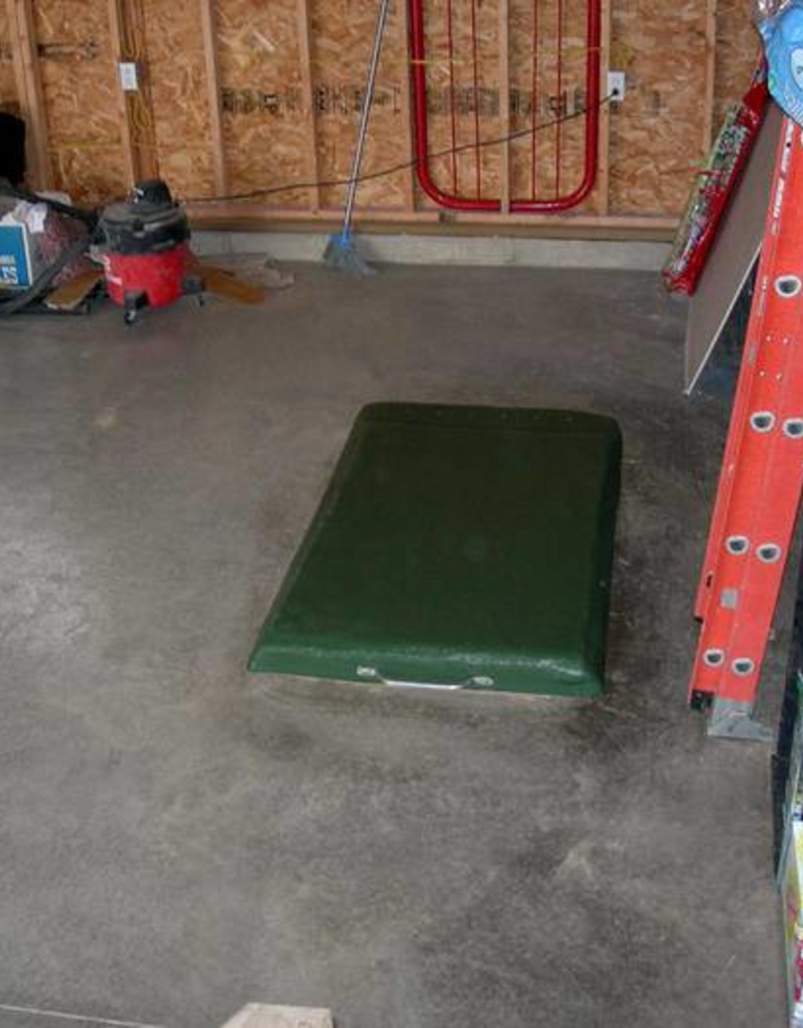 SISS LS6 Lifesaver Storm Shelter