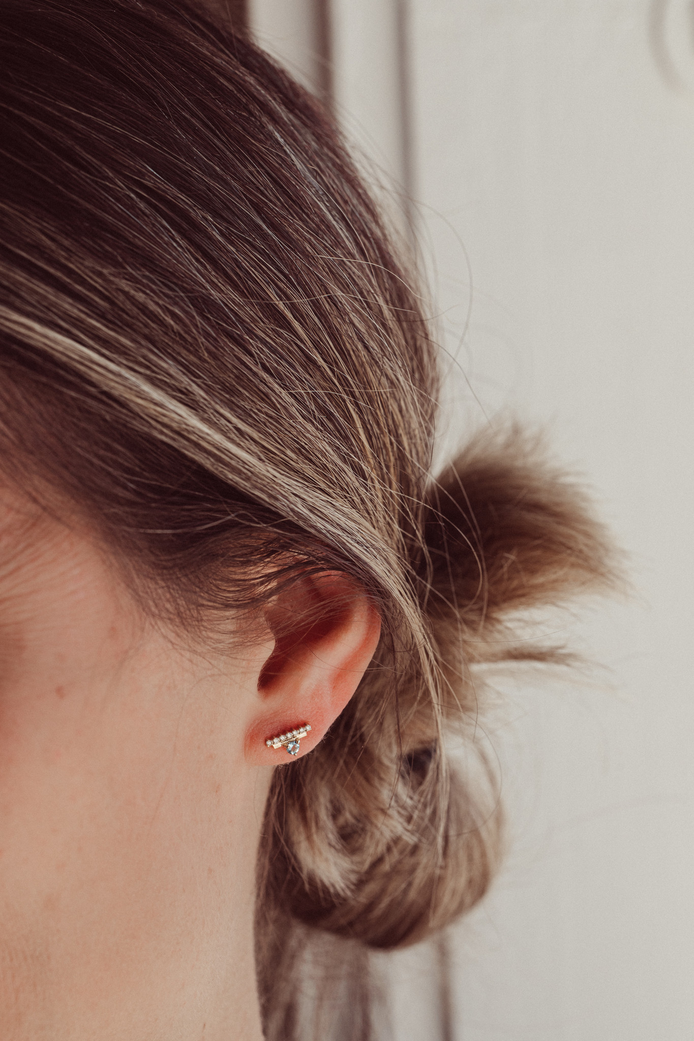 Stem Stud Earrings - Delicate Gold Stud Earrings - Lausanne