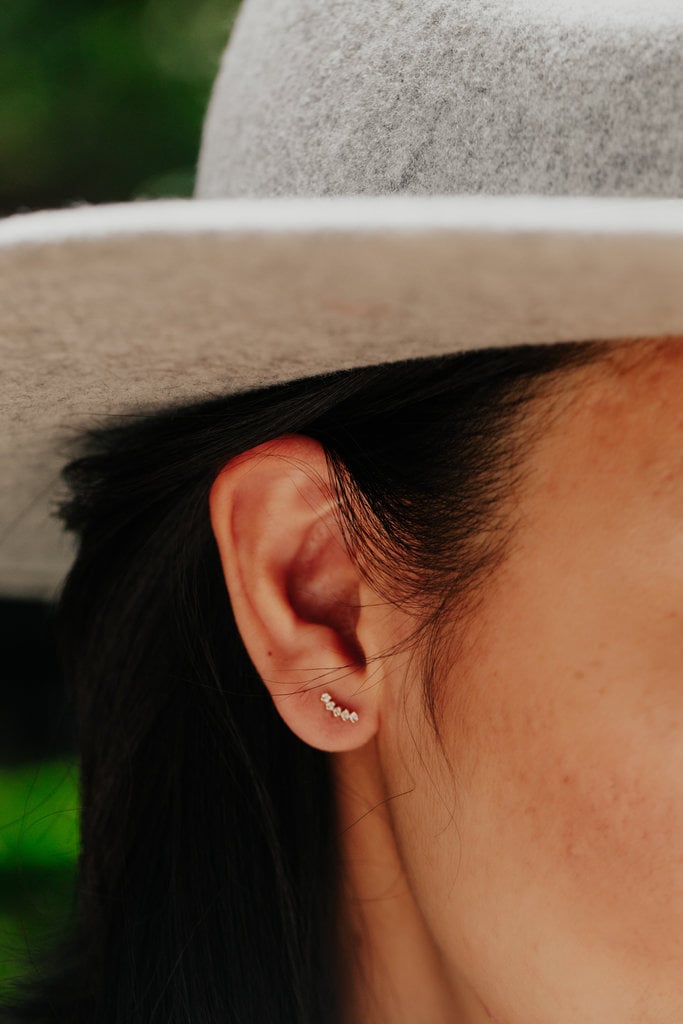 Sarah O Five Stone Curved Stud Earrings 14kyg