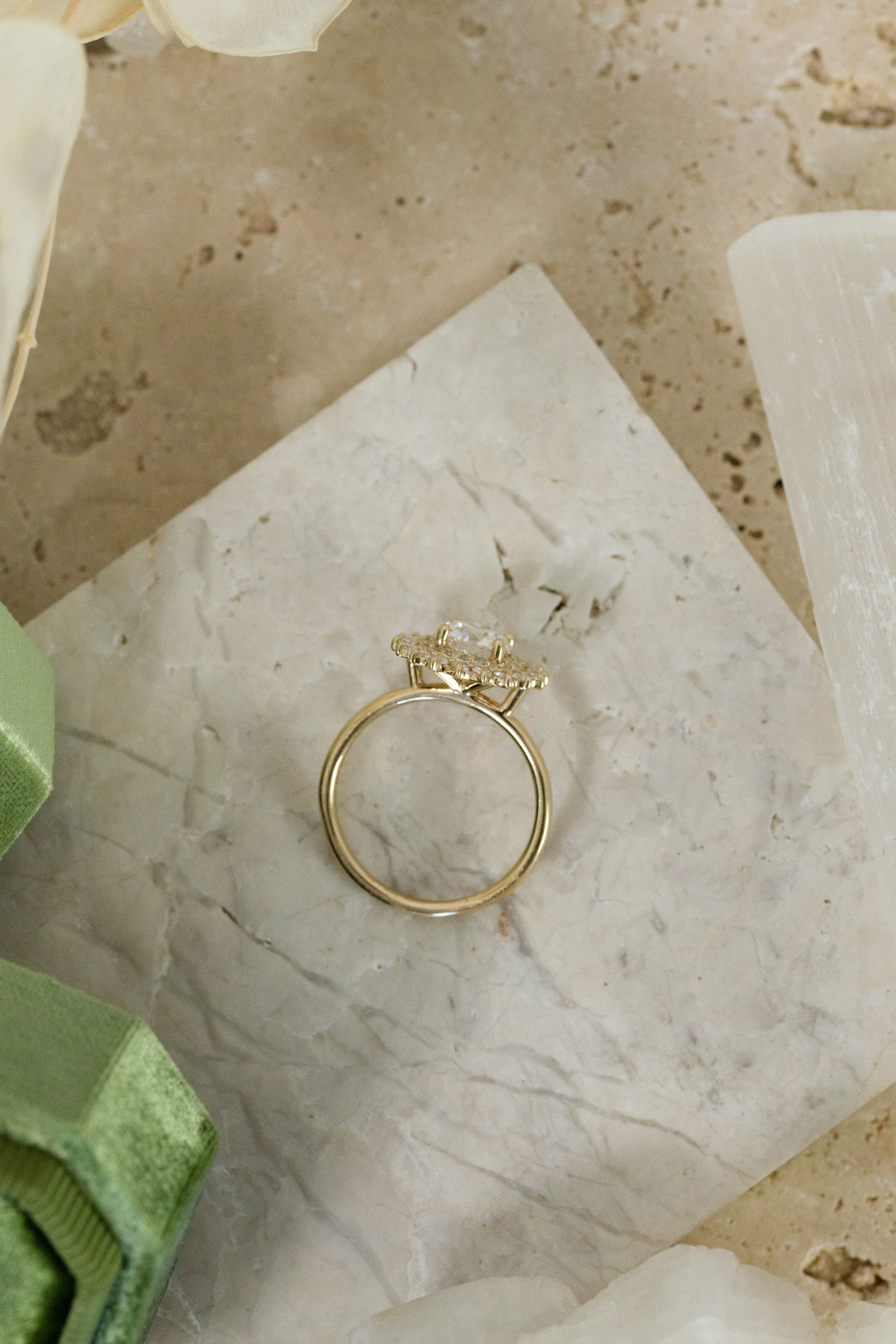Classic Solitaire Round Brilliant Cut Flat Tapered Diamond Engagement Ring(  0.5 CTW) | Wholesale Diamonds