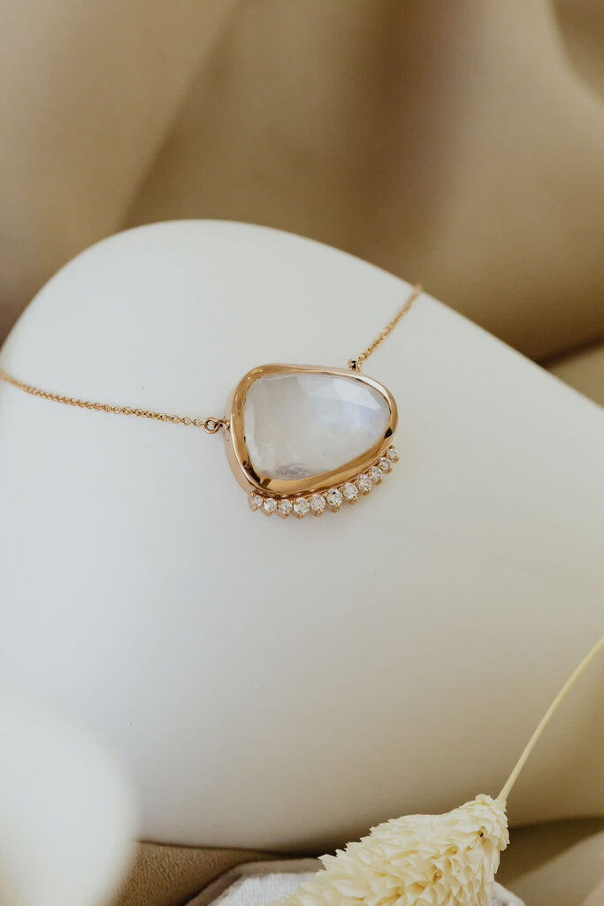 Sarah O The Miles 8.63 ct Organic Moonstone Diamond Flare Necklace