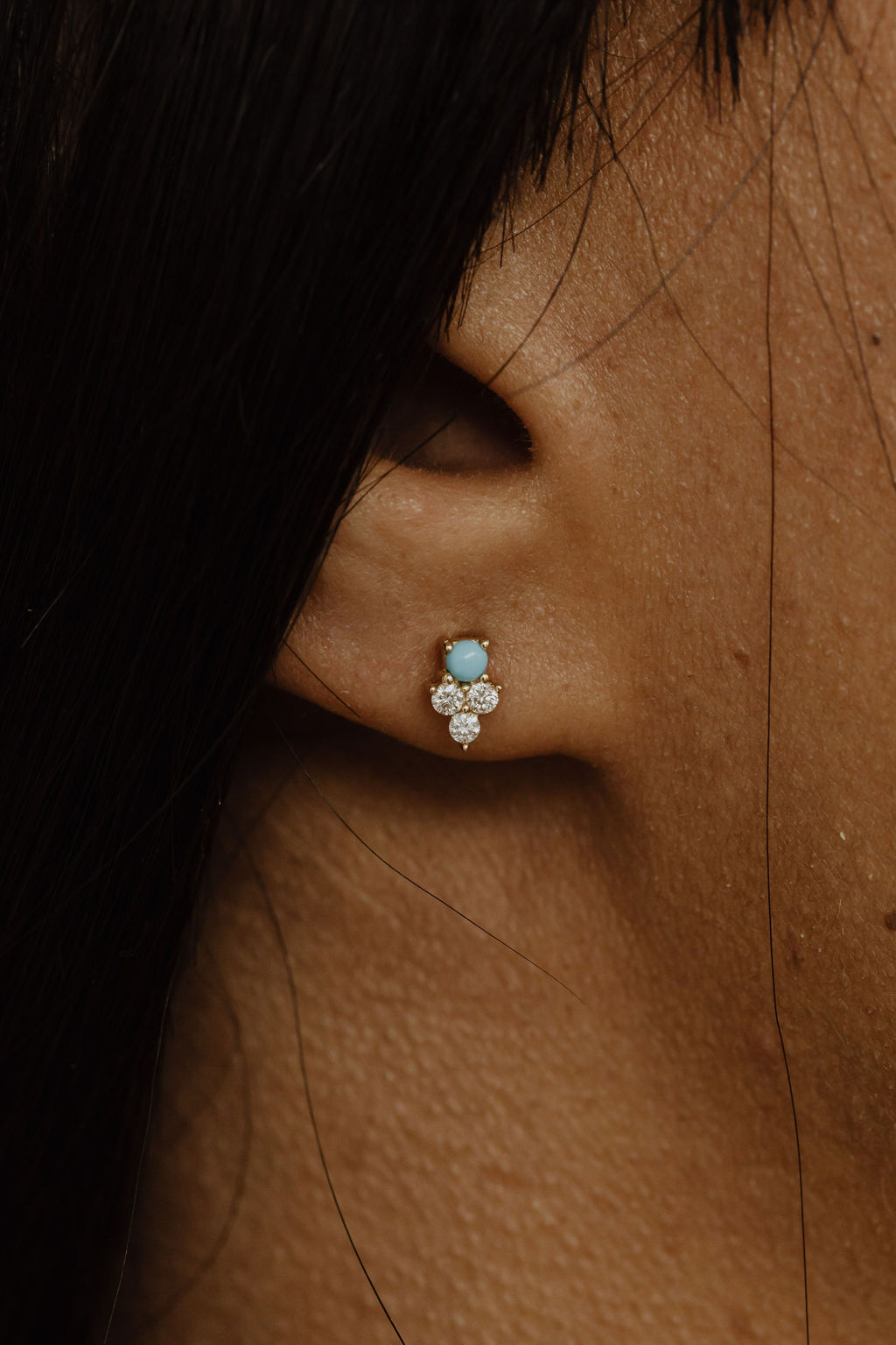 Buy Bond Of Beauty Diamond Earrings 18 KT yellow gold (3.99 gm). | Online  By Giriraj Jewellers