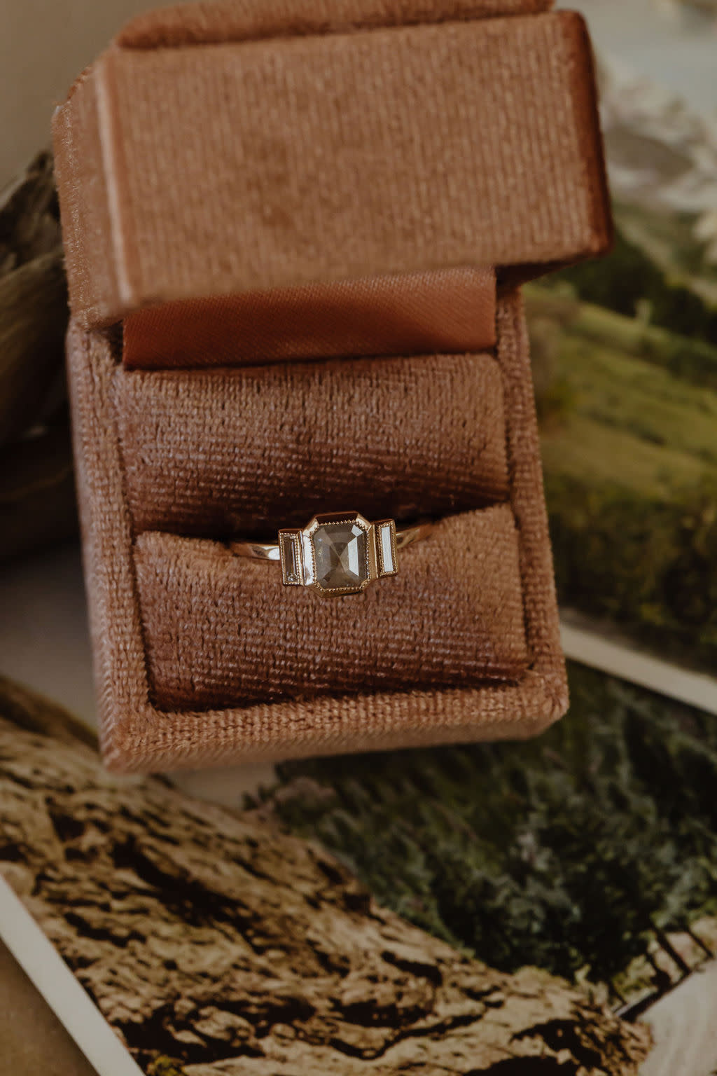 15 carat emerald cut diamond ring deals